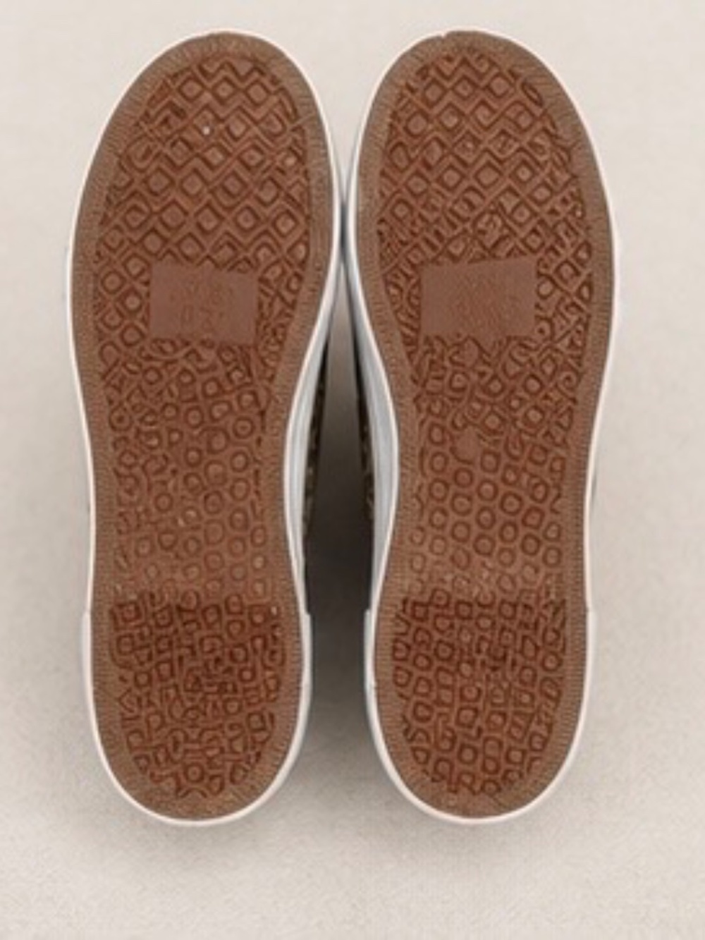 NWT No Boundaries Leopard Print High Top Sneakers | Women’s Size 8 - Picture 3 of 4